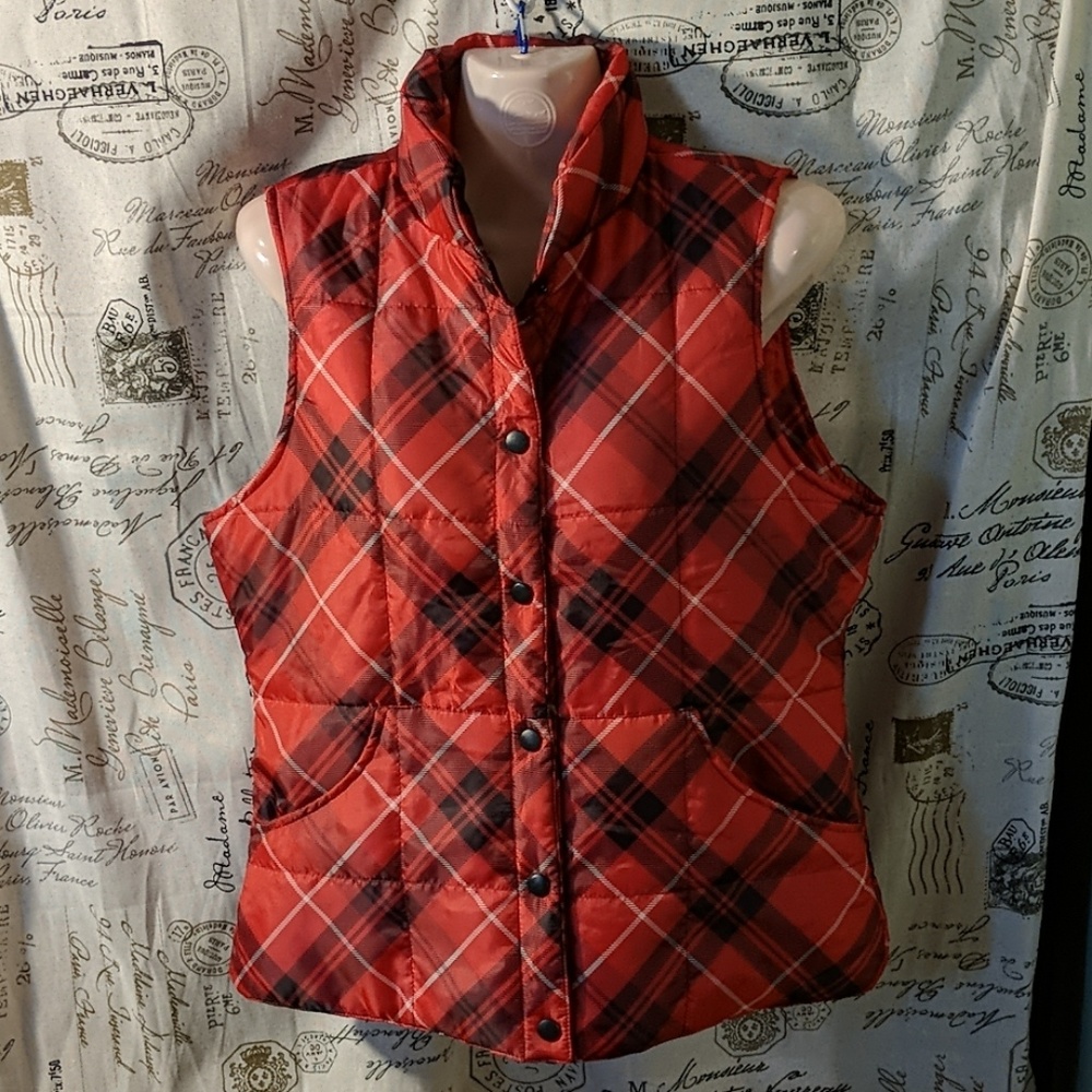 Izod Plaid Puffer Vest